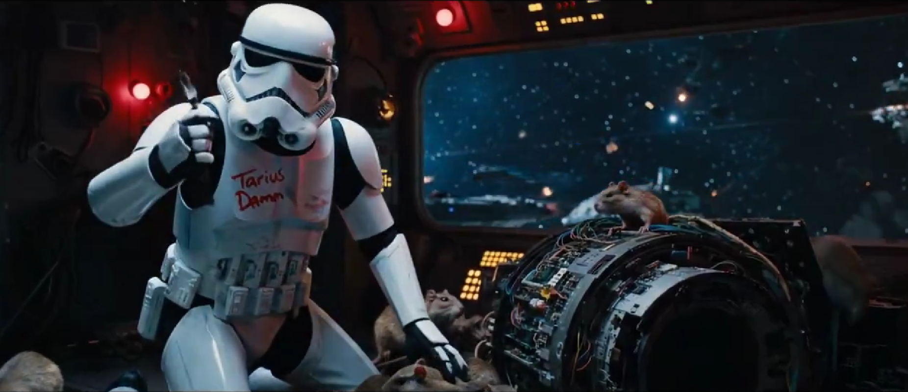 Stormtrooper fixes machine during rodent infestation